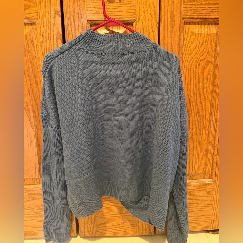Women's Blue Sweater